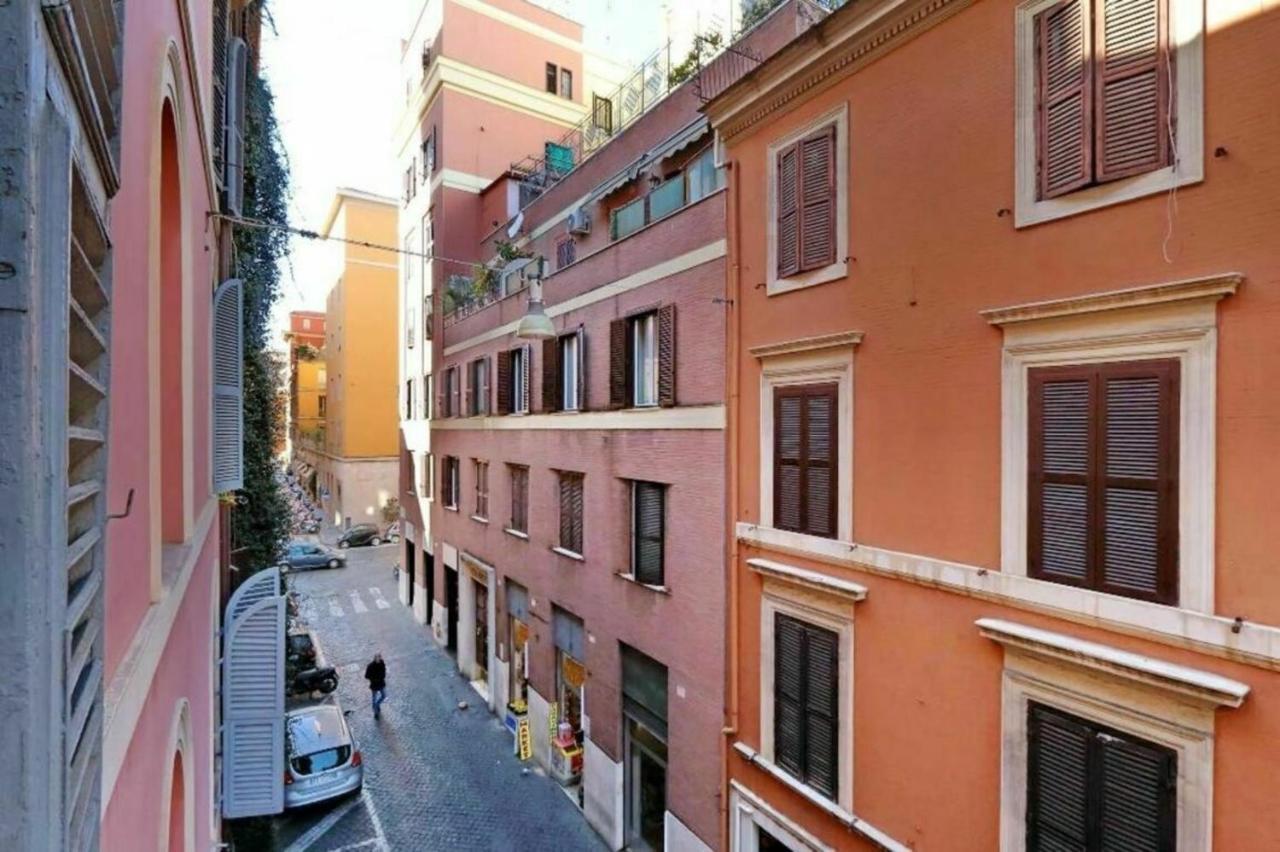 Borgo Vittorio Apartment Rome Bagian luar foto
