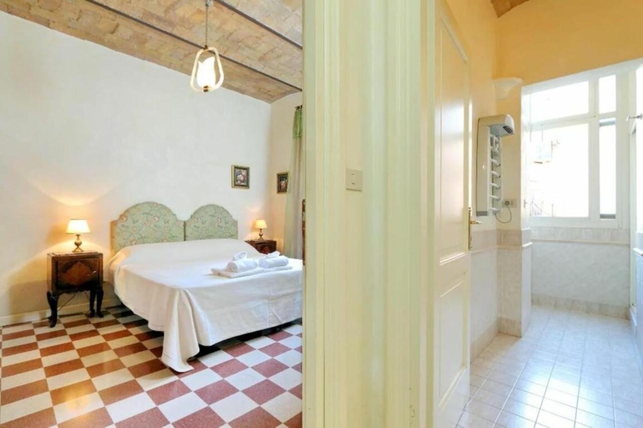 Borgo Vittorio Apartment Rome Bagian luar foto